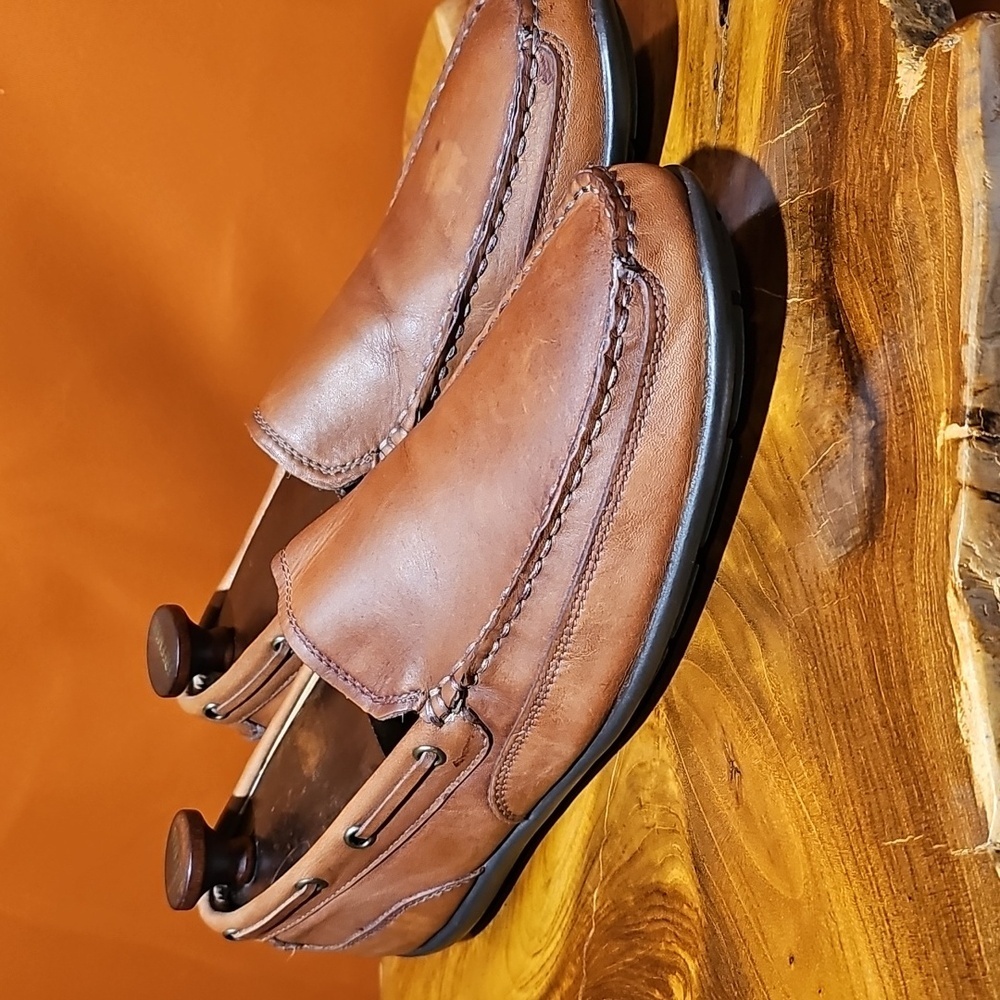 G.H. BASS- Men's Brown Leather Loafers Size 10.5